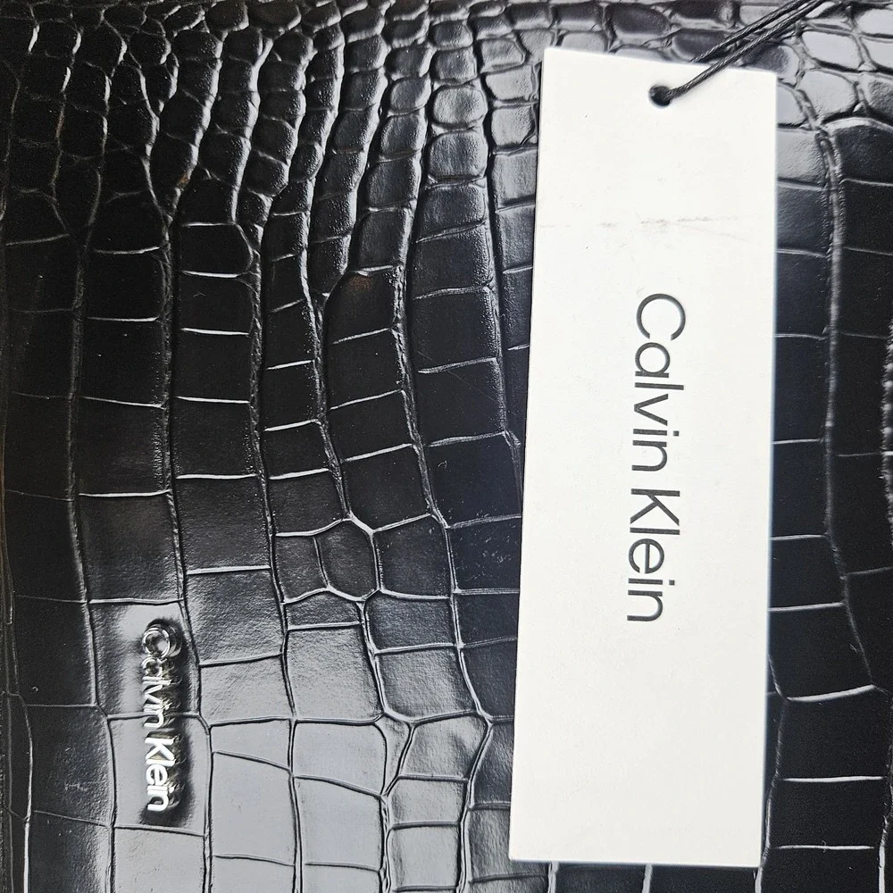 Calvin Klein calvin klein